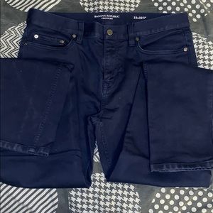 Men’s Banana Republic Blue Dress Pants. Size 33x32